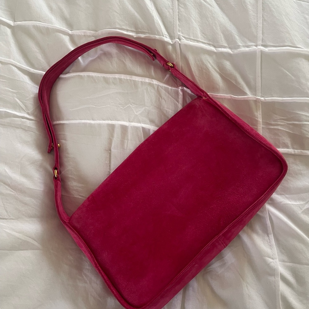 Pink Suede Shoulder Bag with Gold Ring Accent - Picture 3 of 4
